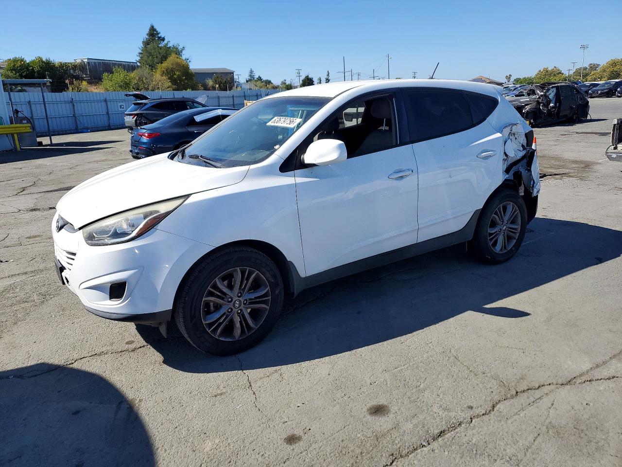2015 HYUNDAI TUCSON GL (Middle-Low)