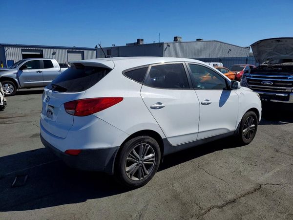 2015 HYUNDAI TUCSON GL (Middle-Low)