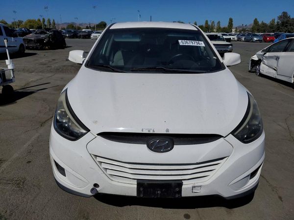 2015 HYUNDAI TUCSON GL (Middle-Low)