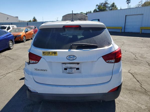 2015 HYUNDAI TUCSON GL (Middle-Low)