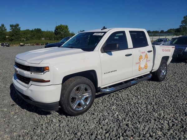 2018 CHEVROLET SILVERADO Custom