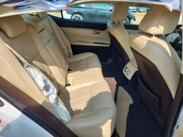 2018 LEXUS ES 350