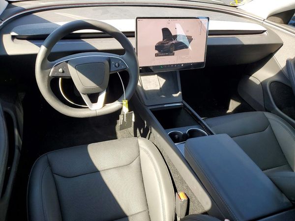 2025 TESLA MODEL 3 — CKPT