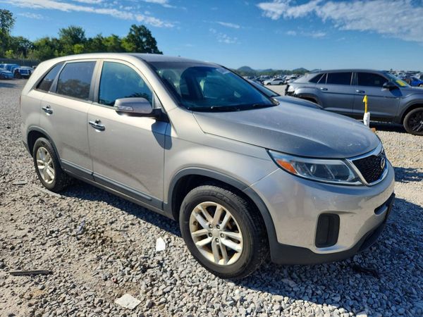 2014 KIA SORENTO Base/ LX