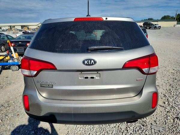 2014 KIA SORENTO Base/ LX