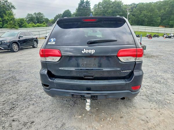 2015 JEEP GRAND CHEROKEE LAREDO 4X2