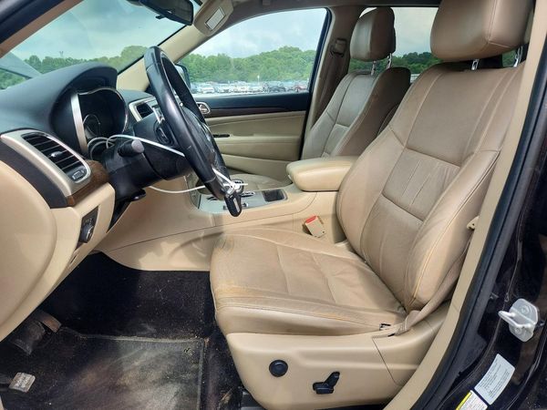 2015 JEEP GRAND CHEROKEE LAREDO 4X2