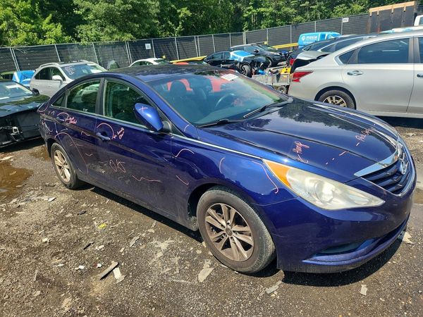 2013 HYUNDAI SONATA GLS/ GLS Popular