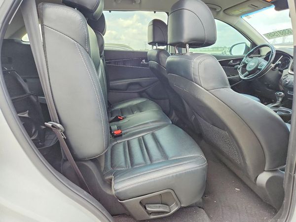 2017 KIA SORENTO EX