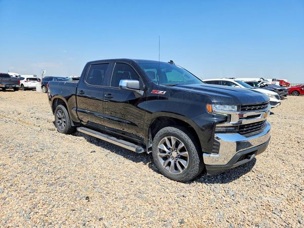 2021 CHEVROLET SILVERADO LT — Passenger 3/4