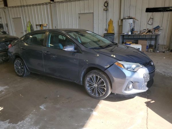 2015 TOYOTA COROLLA