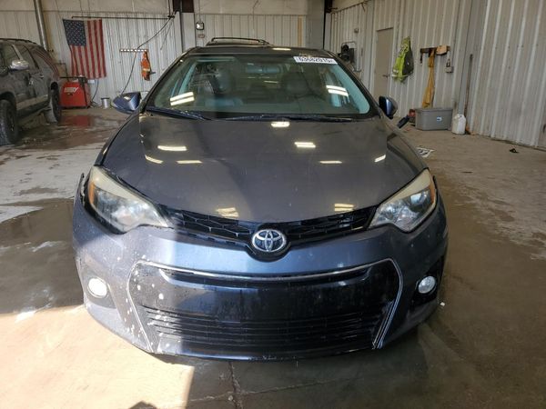 2015 TOYOTA COROLLA