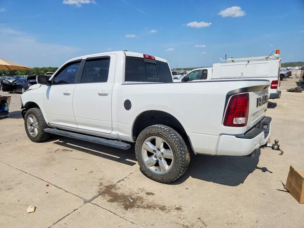 2016 RAM 1500 Sport