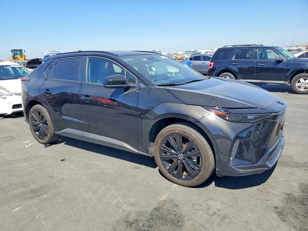 2025 TOYOTA BZ4X
