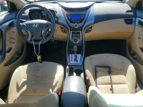 2013 HYUNDAI ELANTRA