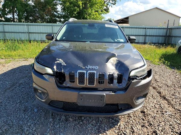 2019 JEEP CHEROKEE LATITUDE PLUS 4X4