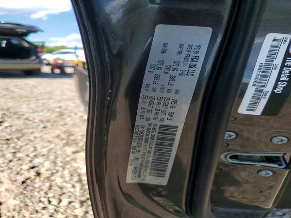 2019 JEEP CHEROKEE LATITUDE PLUS 4X4