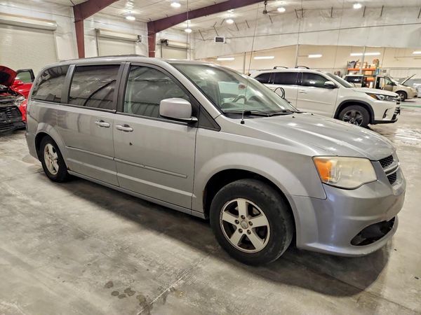 2013 DODGE GRAND CARAVAN
