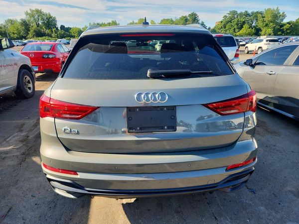 2020 AUDI Q3 S Line quattro Premium