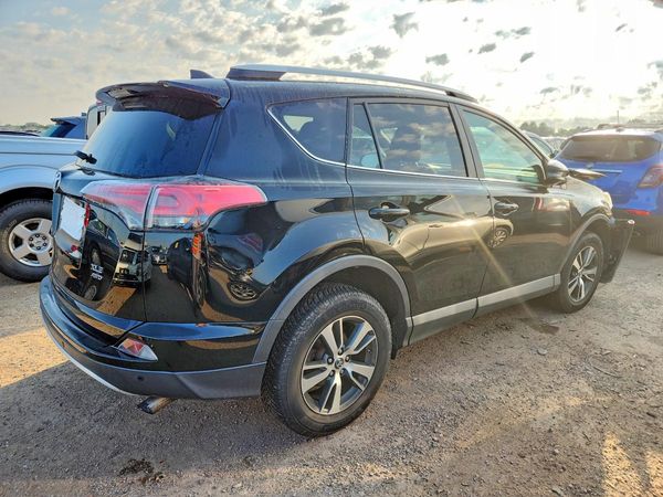 2016 TOYOTA RAV4 XLE (M Grade)