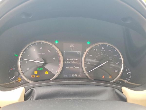 2016 LEXUS NX 300h Luxury