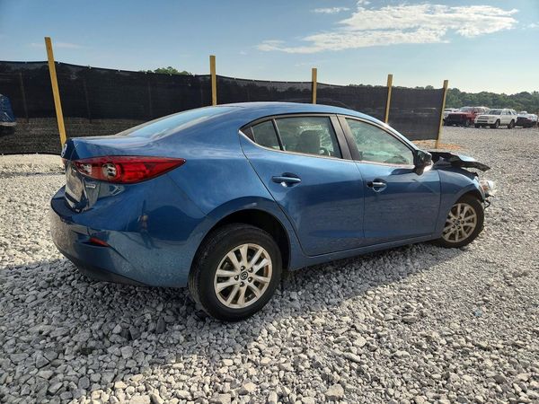 2018 MAZDA 3 Sport