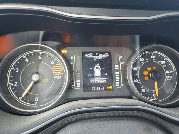 2021 JEEP CHEROKEE