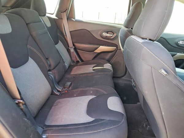 2018 JEEP CHEROKEE