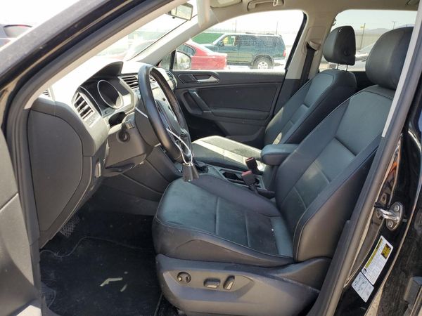2018 VOLKSWAGEN TIGUAN SE, SEL