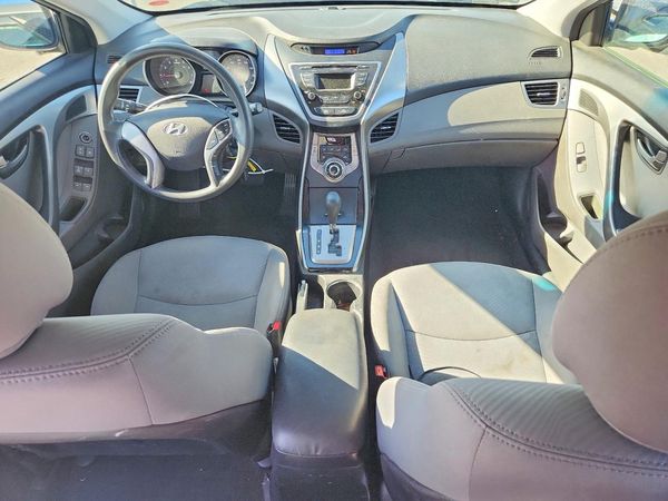 2013 HYUNDAI ELANTRA
