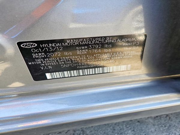2013 HYUNDAI ELANTRA
