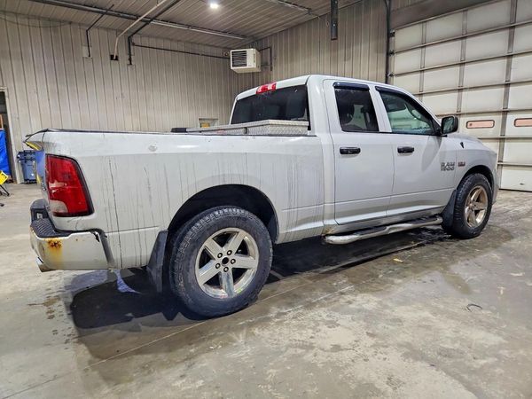 2015 RAM 1500 ST