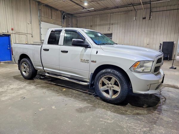 2015 RAM 1500 ST