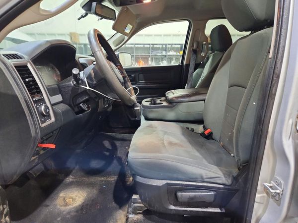 2015 RAM 1500 ST