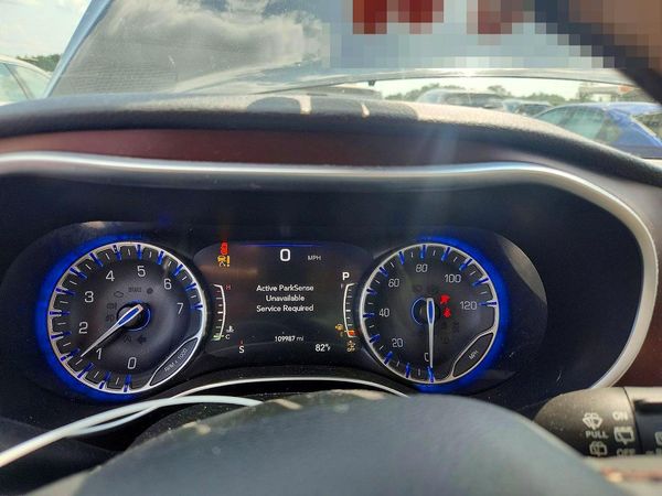 2017 CHRYSLER PACIFICA Limited