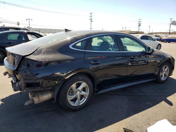 2022 HYUNDAI SONATA SE
