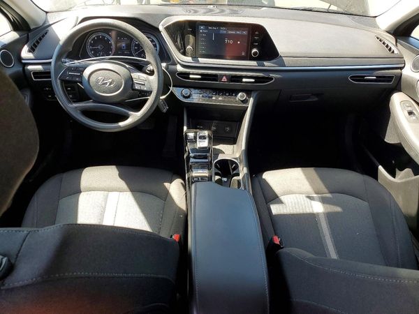 2022 HYUNDAI SONATA SE