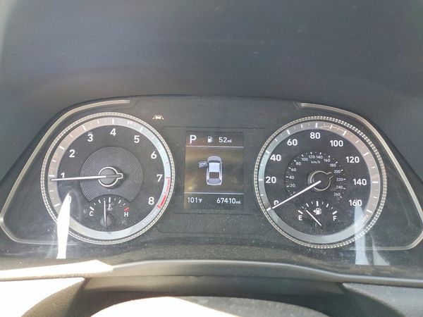 2022 HYUNDAI SONATA SE
