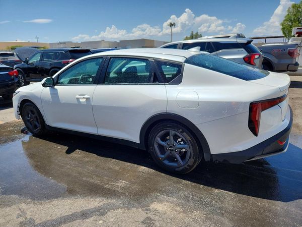 2026 KIA K4 LX, LXS