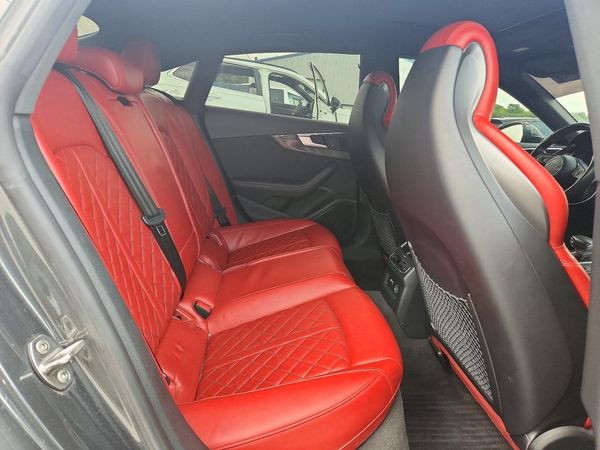 2019 AUDI S5
