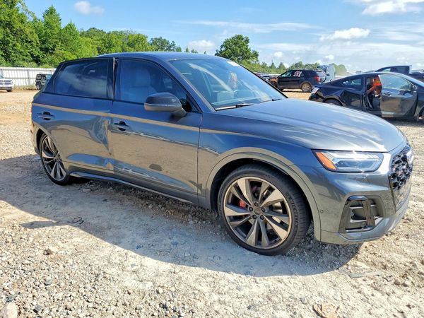 2021 AUDI SQ5 quattro Prestige