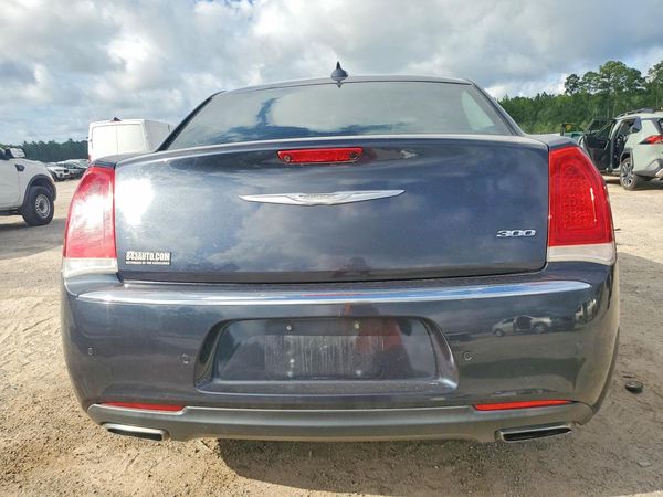 2016 CHRYSLER 300 Limited