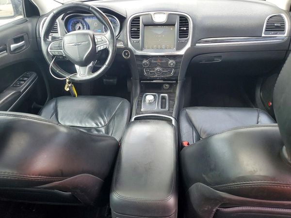 2016 CHRYSLER 300 Limited