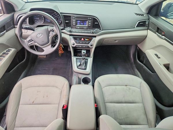 2017 HYUNDAI ELANTRA SE Base