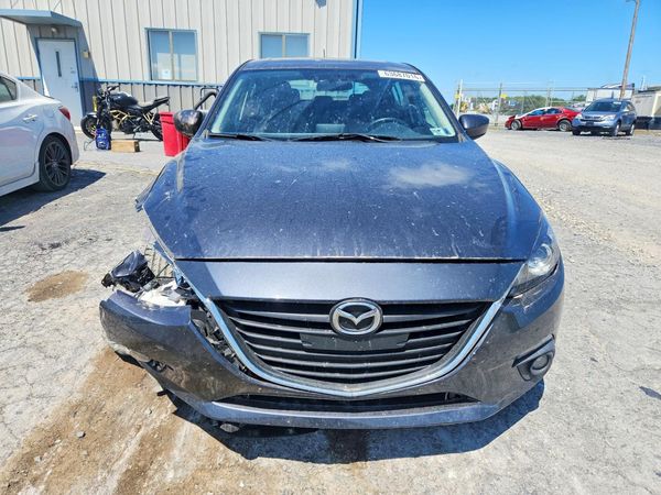 2016 MAZDA 3