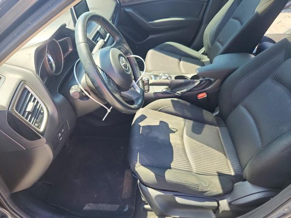 2016 MAZDA 3