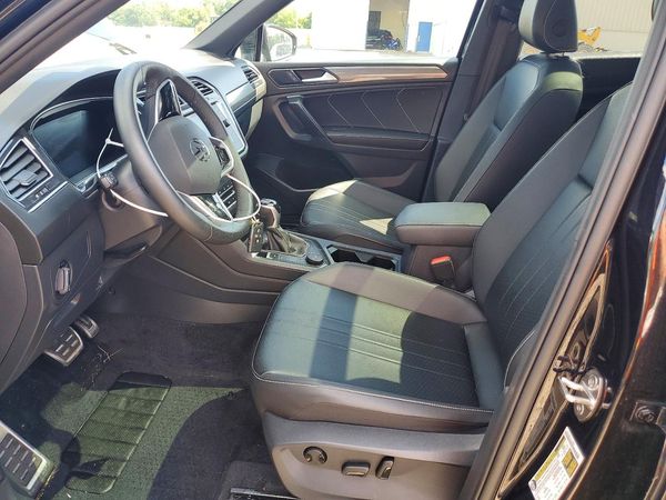 2024 VOLKSWAGEN TIGUAN 4Motion SE R-Line Black — DENT