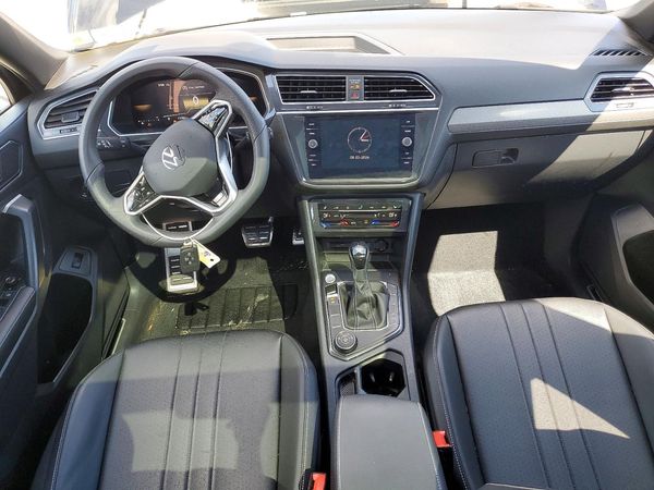 2024 VOLKSWAGEN TIGUAN 4Motion SE R-Line Black — CKPT