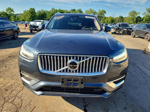 2025 VOLVO XC90 Plus Bright