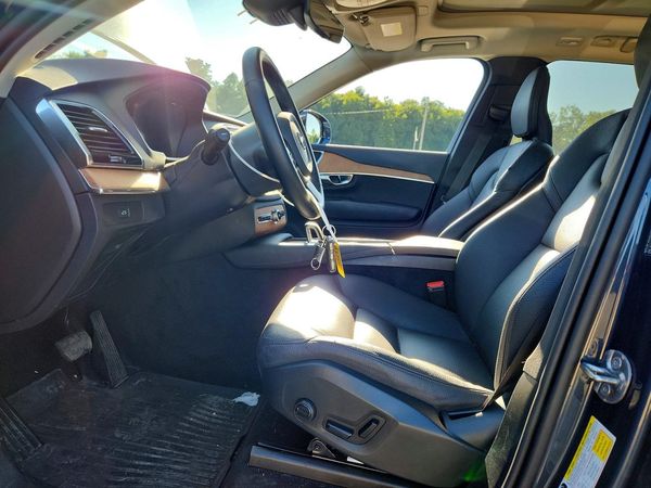 2025 VOLVO XC90 Plus Bright